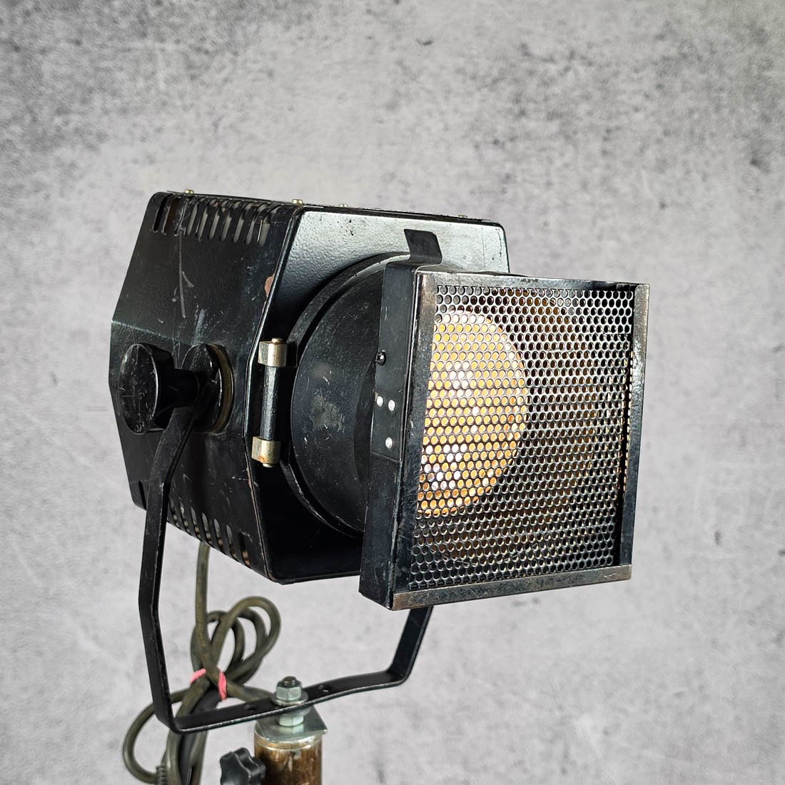 LAMPA FILMOWA