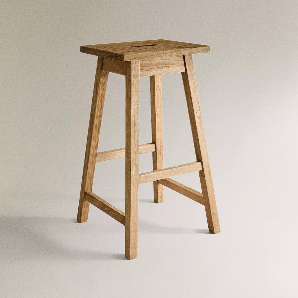HOKER RUSTIC WOOD