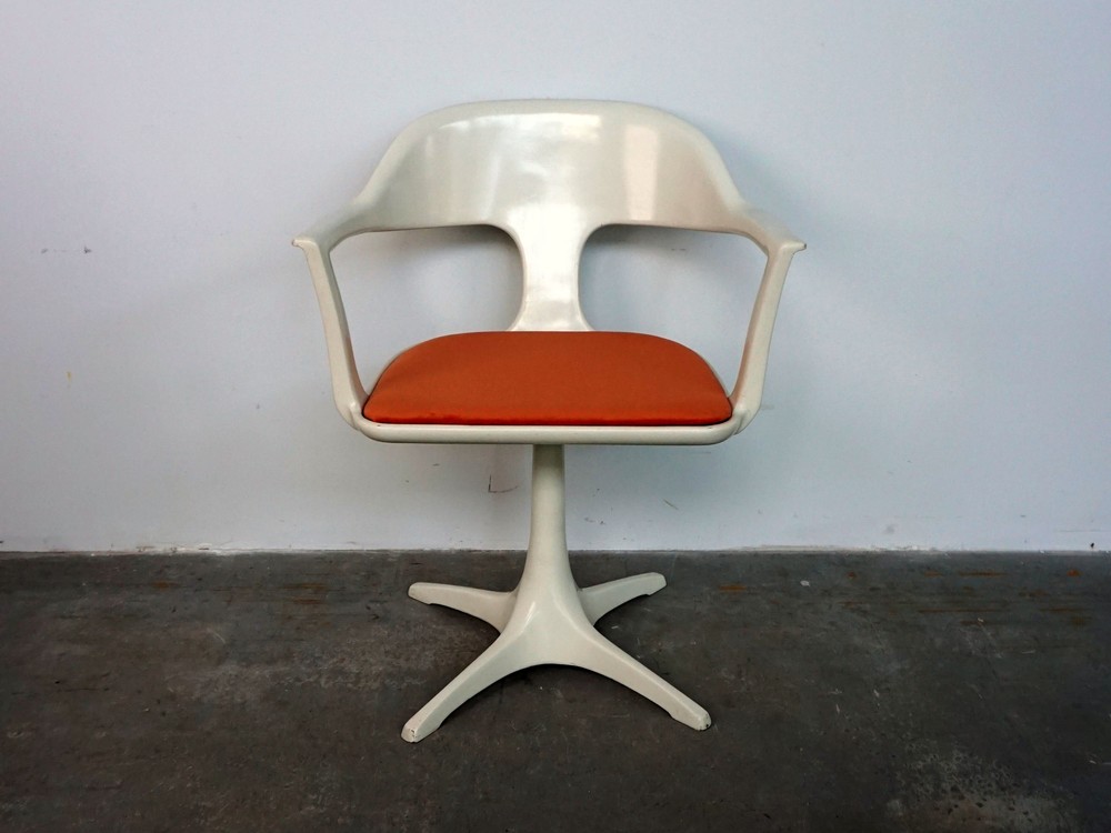 FOTEL SPACE AGE 'EMU'