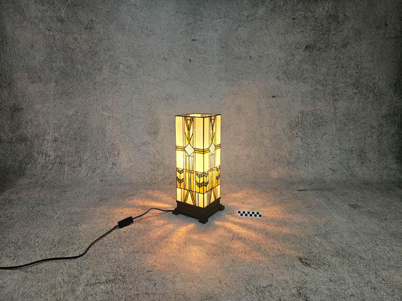 LAMPA STOŁOWA