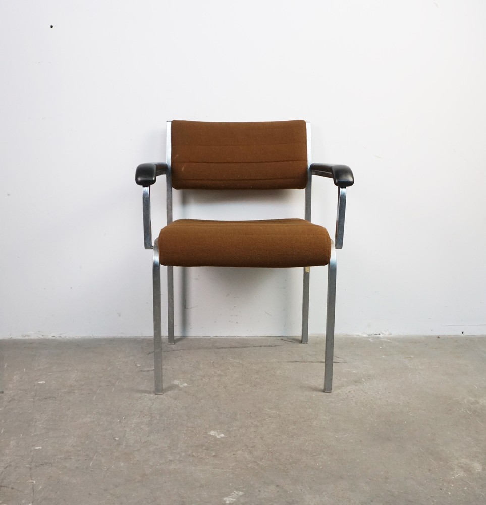 FOTEL BAUHAUS