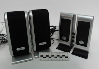 COMPUTER SPEAKERS