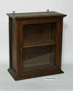 HANGING CABINET