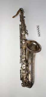 SAXOPHONE
