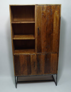 SHELVING UNIT