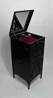 GRAMOPHONE