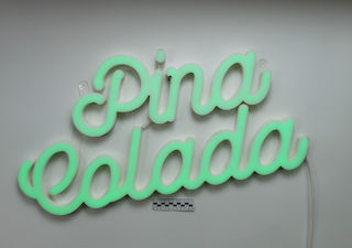 LED NEON PINA COLADA