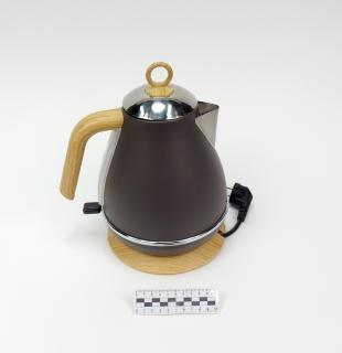 ELECTRIC KETTLE