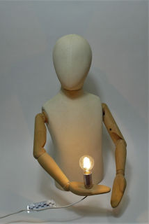 MANNEQUIN LAMP