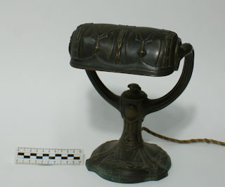 DESK LAMP