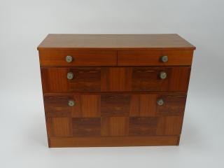 CHEST OF DRAWERS