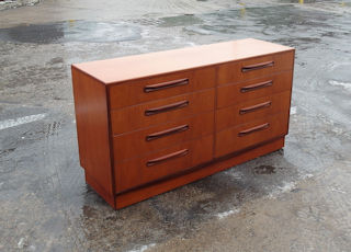 CHEST OF DRAWERS
