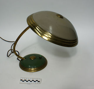 DESK LAMP