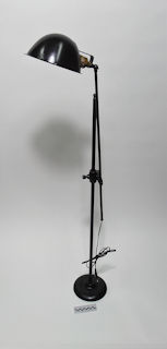 LAMPA PODŁOGOWA