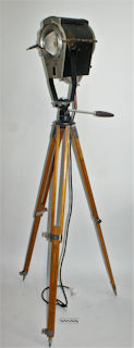 LAMPA SCENICZNA