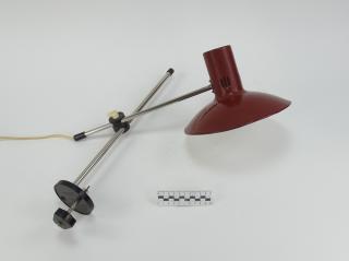 ADJUSTABLE DESK LAMP