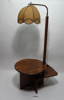 LAMPA PODŁOGOWA ZE STOLIKIEM