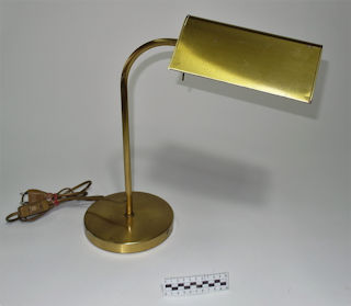 DESK LAMP