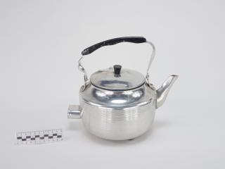 ELECTRIC KETTLE