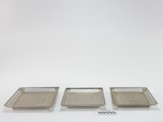 TRAY