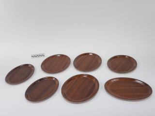 TRAY