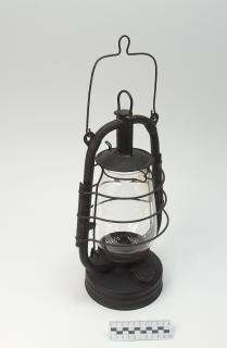 LAMPA NAFTOWA