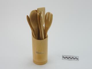 KITCHEN UTENSILS