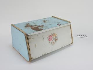 BREAD BOX