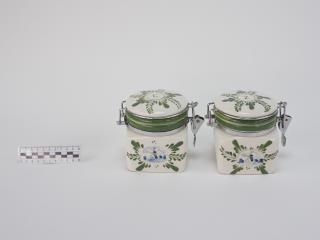 KITCHEN CONTAINER