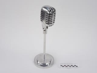 MICROPHONE