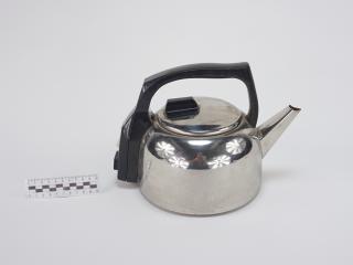 ELECTRIC KETTLE