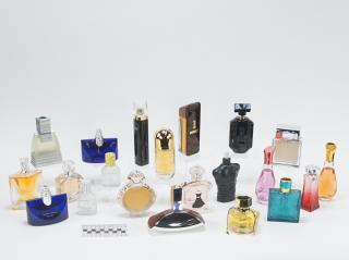 PERFUMY FLAKONIKI