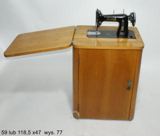 SEWING MACHINE