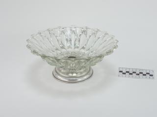 CAKE STAND