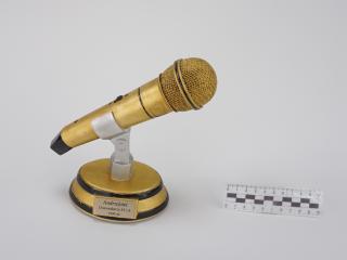 MICROPHONE