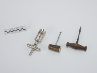 CORKSCREW OPENER
