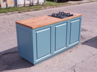 KITCHEN ISLAND