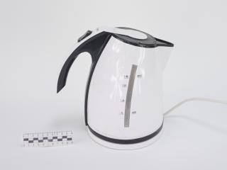 ELECTRIC KETTLE