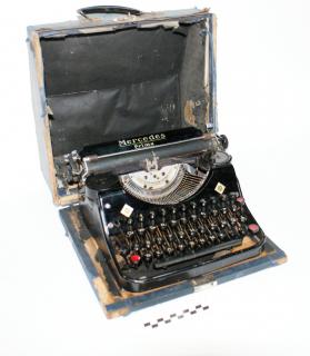 TYPEWRITER