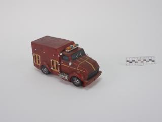 MODEL AUTA