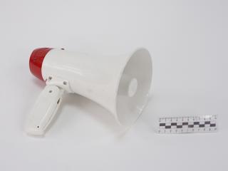 MEGAPHONE