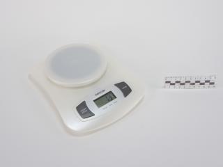 KITCHEN SCALE