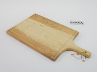 CUTTING BOARD
