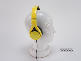 HEADPHONES
