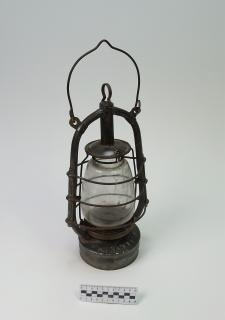 LAMPA NAFTOWA