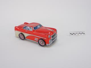 MODEL AUTA