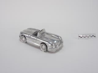 MODEL AUTA