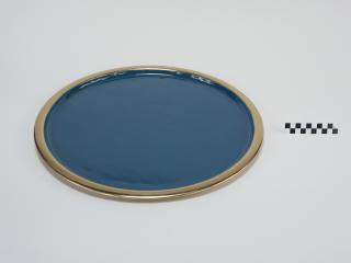 TRAY