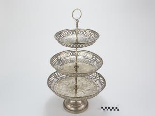 CAKE STAND