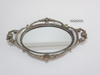 TRAY